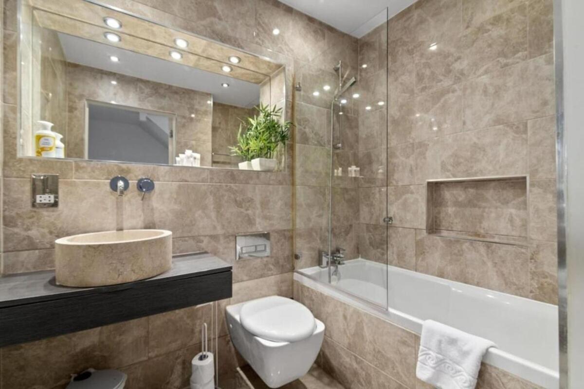 Superb Stonewall Terrace London Phòng bức ảnh